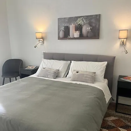 Living With Balcony Apartment *