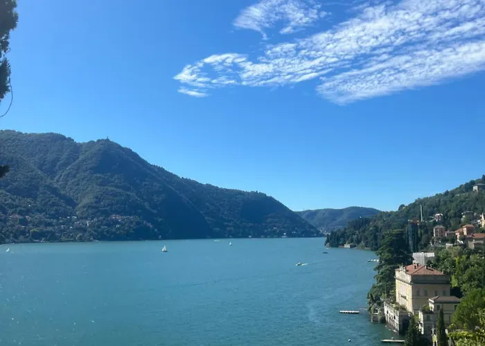Daire Living With Balcony Como