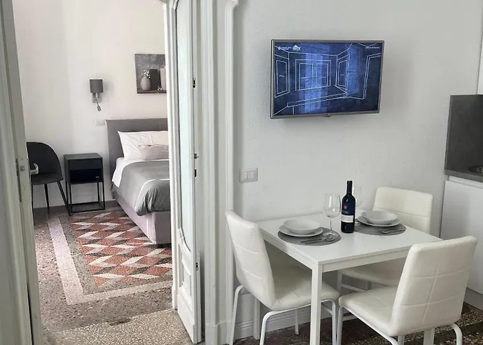 Living With Balcony * Como