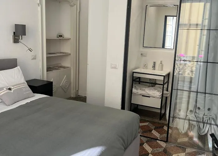 Apartament Living With Balcony Como
