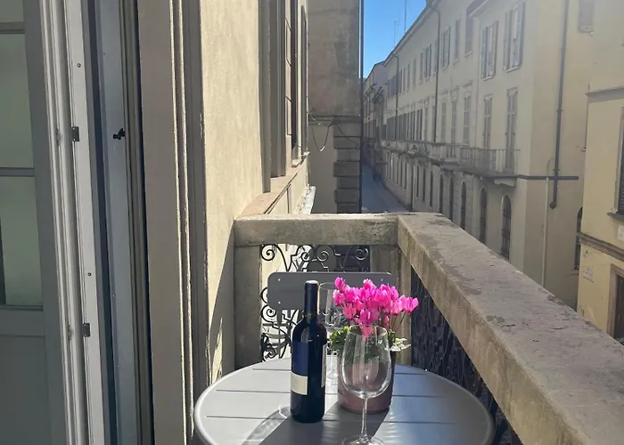 Living With Balcony Apartament *